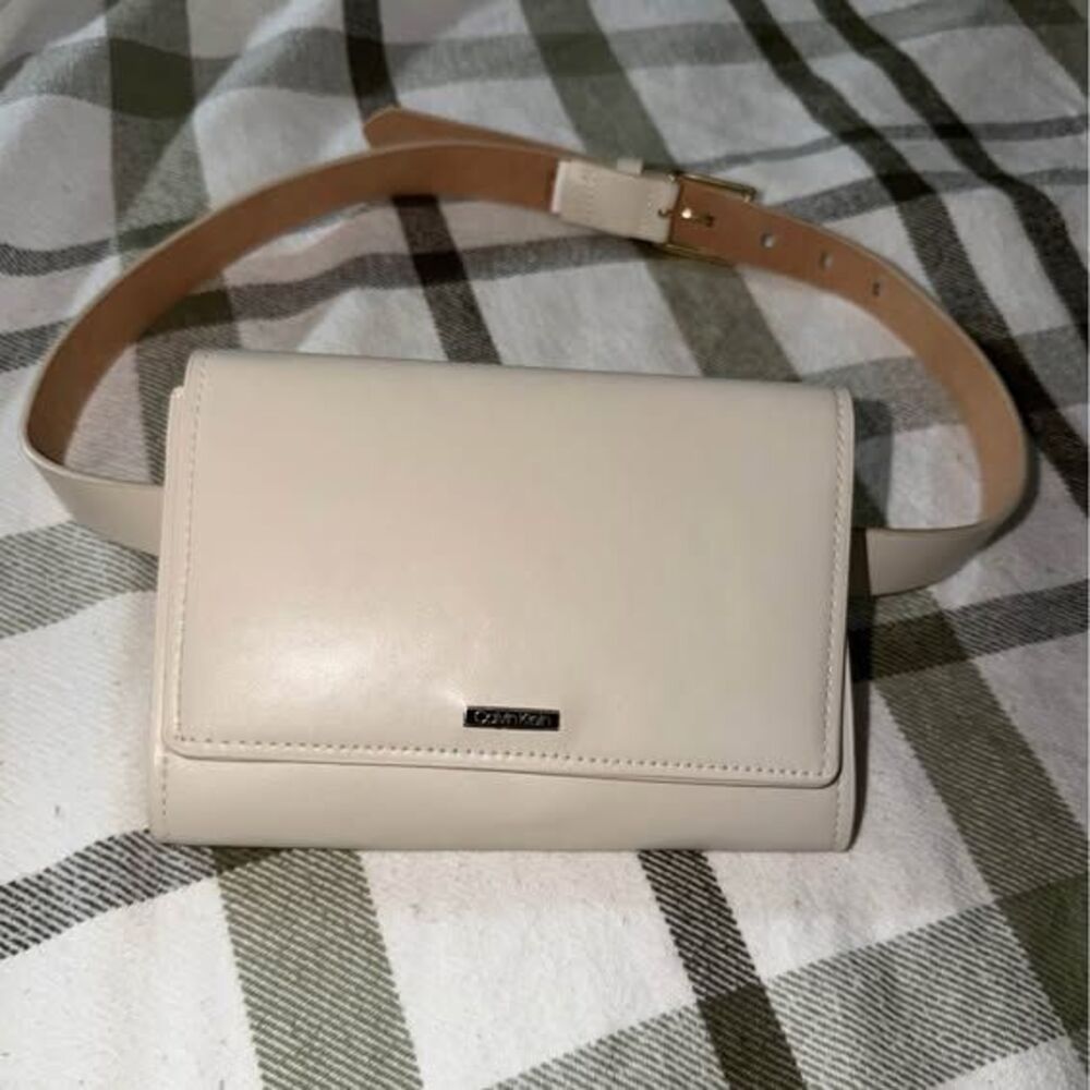 Calvin Klein Kangaroo Bag / Waist Bag (Belt Bag)